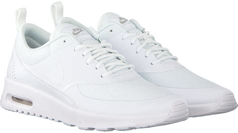 nike schoenen kopen dames|witte sneakers voor dames.